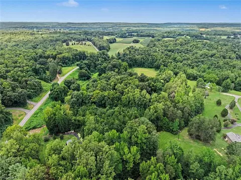 543 Bald Hill Loop Rd, Madison, NC 27025 photo 10
