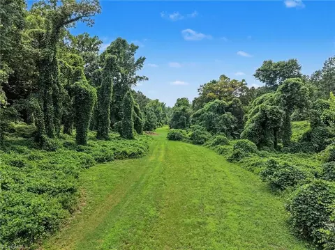 543 Bald Hill Loop Rd, Madison, NC 27025 photo 8