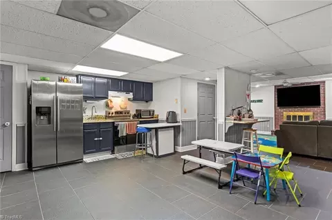 Kitchen - 4763 Pineview Dr, Trinity, NC 27370 photo 2 of 3