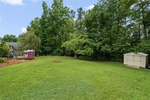 Exterior - 4763 Pineview Dr, Trinity, NC 27370 photo 10 of 11