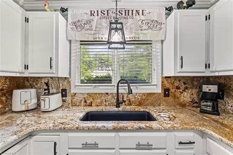 Kitchen - 4763 Pineview Dr, Trinity, NC 27370 photo 1 of 3