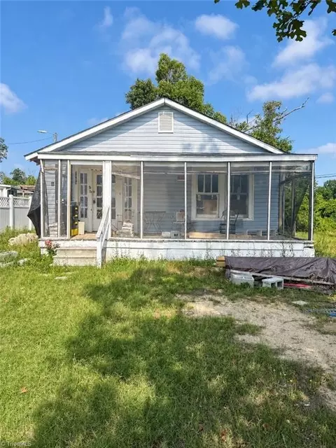 1203 Valley View St, Greensboro, NC 27405