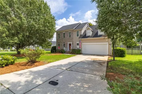 Exterior - 3658 Single Leaf Ct, High Point, NC 27265 photo 3 of 9
