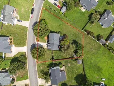 View/Area - 3658 Single Leaf Ct, High Point, NC 27265 photo 2 of 9