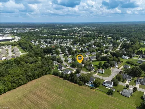 View/Area - 3658 Single Leaf Ct, High Point, NC 27265 photo 8 of 9