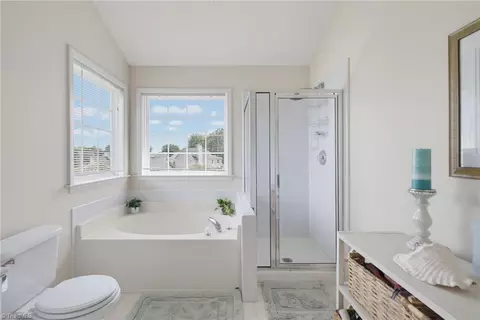 Bath - 3658 Single Leaf Ct, High Point, NC 27265 photo 3 of 4