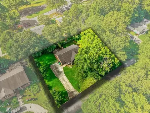 View/Area - 2607 Vickers Ave, High Point, NC 27262 photo 1 of 1