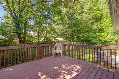 Exterior - 2607 Vickers Ave, High Point, NC 27262 photo 3 of 7