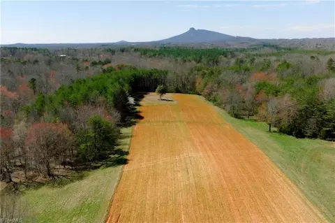 5 Old Mill Rd, Pinnacle, NC 27043 photo 4