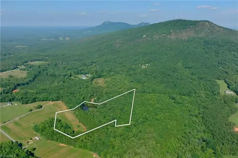 5 Old Mill Rd, Pinnacle, NC 27043 photo 2