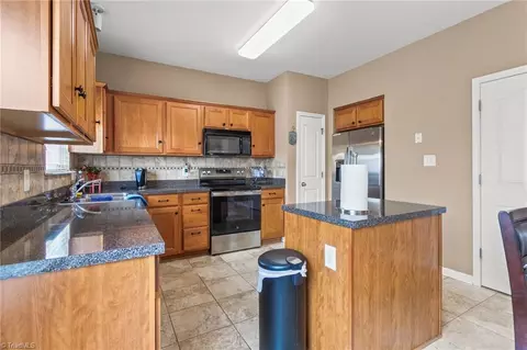 Kitchen - 825 Hedgepath Ter, High Point, NC 27265 photo 2 of 2