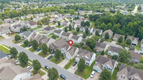 View/Area - 825 Hedgepath Ter, High Point, NC 27265 photo 2 of 6