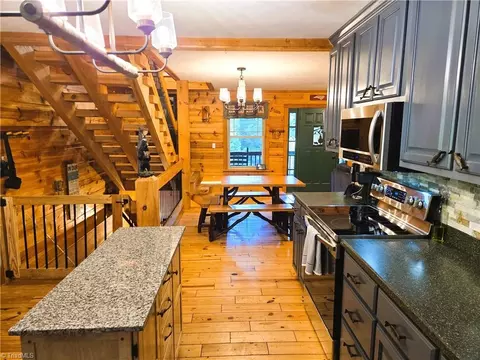 Kitchen - 1647 Staghorn Rd, Purlear, NC 28665 photo 4 of 4