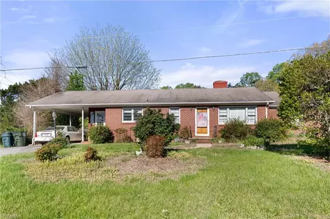 9410 Moore Rd, Tobaccoville, NC 27050