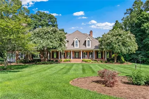 Exterior - 404 Ararat Rd, Pilot Mountain, NC 27041 photo 2 of 12