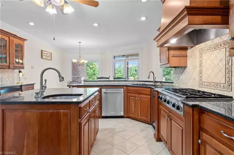 Kitchen - 404 Ararat Rd, Pilot Mountain, NC 27041 photo 4 of 4