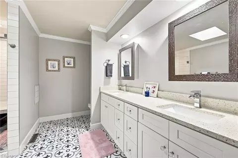 Bath - 3703 Brandon Dr, High Point, NC 27265 photo 1 of 7