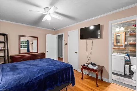 Bedroom - 4994 Hampton Rd, Clemmons, NC 27012 photo 3 of 6