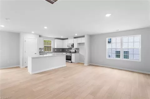 Living - 118 Primrose St, King, NC 27021 photo 3 of 3