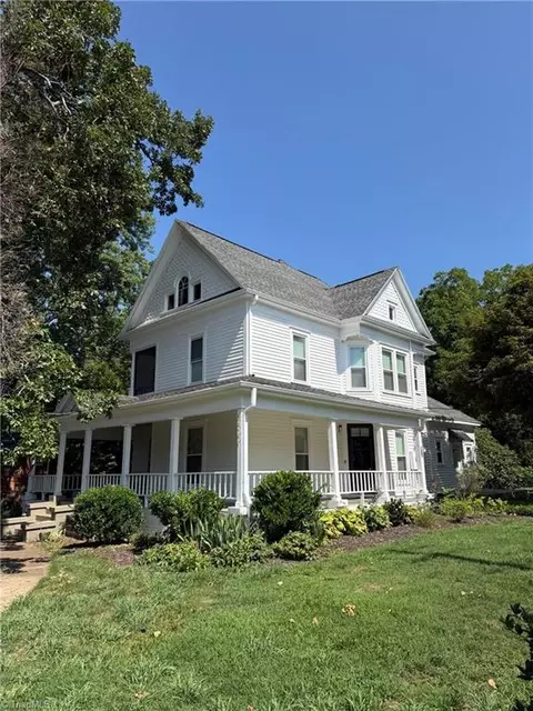 2400 Spring Garden St, Greensboro, NC 27403