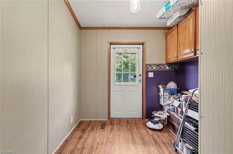 1060 Knobview Ln, Pilot Mountain, NC 27041 photo 26