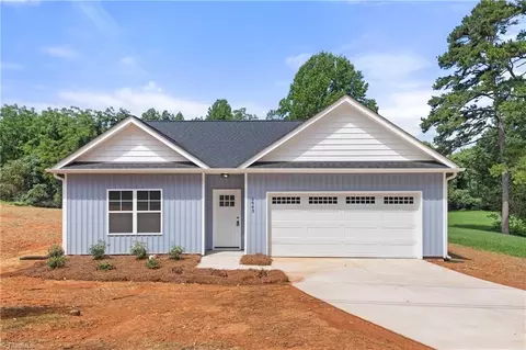 1643 Ralee Dr, Winston Salem, NC 27127