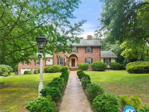 2864 Fairmont Rd, Winston Salem, NC 27106