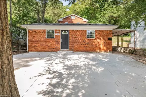 2117 Bowen Blvd, Winston Salem, NC 27105