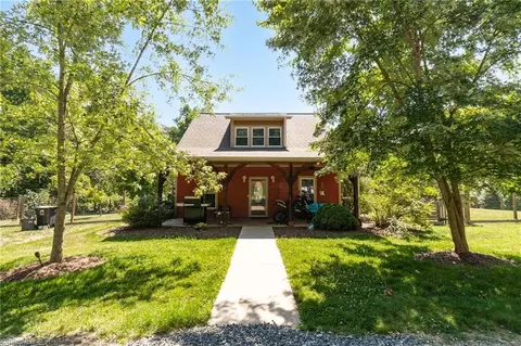 2108 Glenside Dr, Greensboro, NC 27405