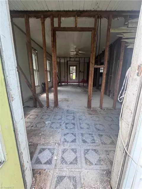 3725 Spring St, Archdale, NC 27263 photo 6