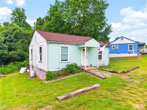 Exterior - 2669 Old Mountain Rd, Trinity, NC 27370 photo 9 of 13