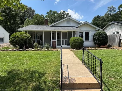 800 Sunset Dr S, Winston Salem, NC 27103