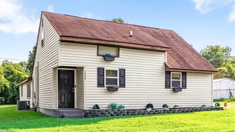 1404 Denim Rd, Greensboro, NC 27405