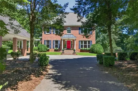 6035 Kempsford Ct, Kernersville, NC 27284
