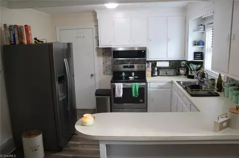 Kitchen - 106 Mohawk Dr, King, NC 27021 photo 1 of 4