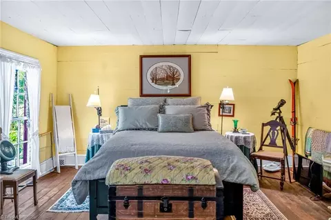 Bedroom - 1351 Big Windfall Rd, Lansing, NC 28643 photo 1 of 6