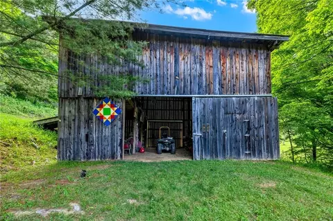 Exterior - 1351 Big Windfall Rd, Lansing, NC 28643 photo 9 of 14
