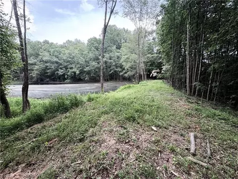 207 Cockerham Rd, Elkin, NC 28621 photo 34