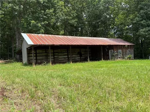 207 Cockerham Rd, Elkin, NC 28621 photo 14