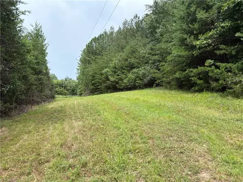 207 Cockerham Rd, Elkin, NC 28621 photo 6