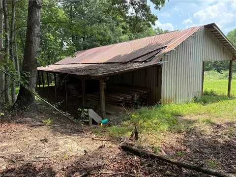 207 Cockerham Rd, Elkin, NC 28621 photo 15