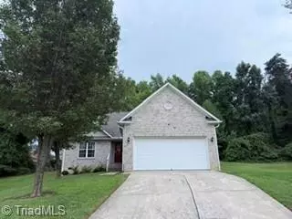 101 Valentine Ct, Greensboro, NC 27405