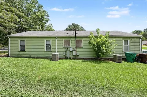 Exterior - 809 Arthur Ave, High Point, NC 27263 photo 3 of 6