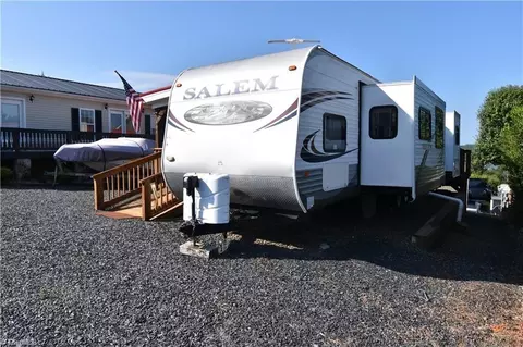 331 Mount View Ln, New London, NC 28127