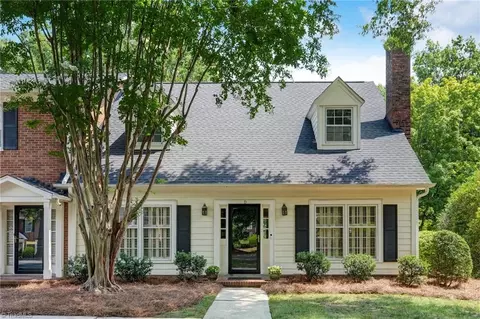 41 Fountain Manor Dr #D, Greensboro, NC 27405