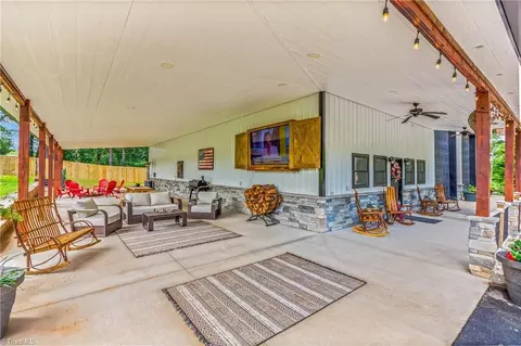 Exterior - 1325 William Fowler Rd, King, NC 27021 photo 1 of 10