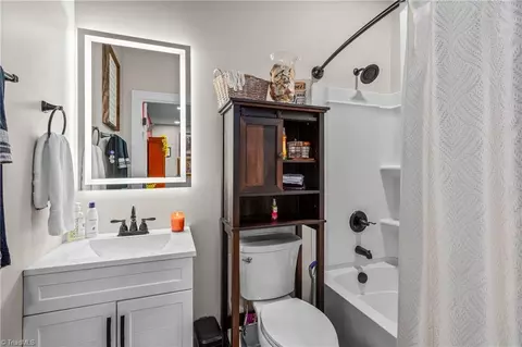 Bath - 1325 William Fowler Rd, King, NC 27021 photo 3 of 3