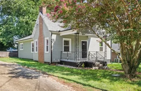 2335 NW Greenway Ave, Winston Salem, NC 27105