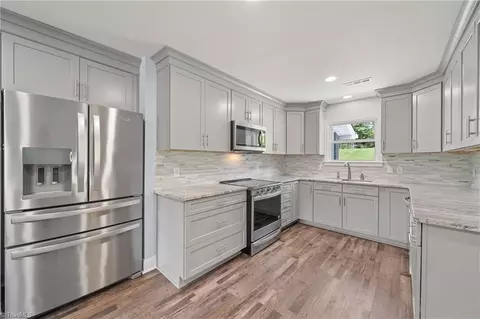 Kitchen - 114 Cedardale Ln, King, NC 27021 photo 2 of 4