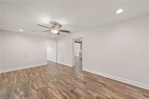 Living - 114 Cedardale Ln, King, NC 27021 photo 5 of 6